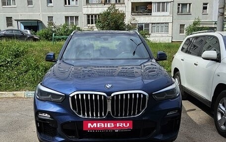 BMW X5, 2019 год, 6 950 000 рублей, 2 фотография