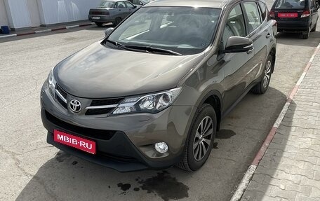 Toyota RAV4, 2015 год, 2 550 000 рублей, 1 фотография