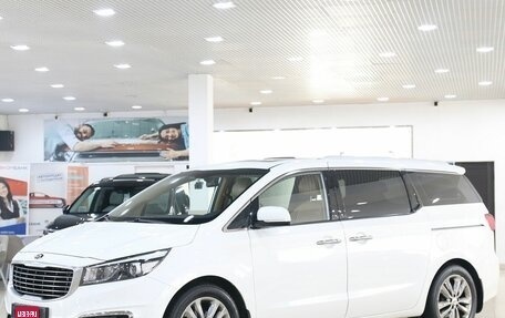 KIA Carnival III, 2017 год, 2 499 000 рублей, 1 фотография