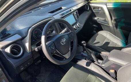 Toyota RAV4, 2015 год, 2 550 000 рублей, 3 фотография