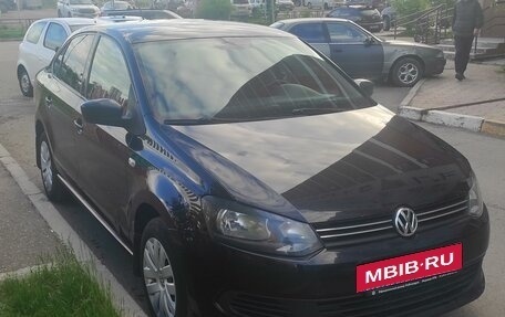 Volkswagen Polo VI (EU Market), 2013 год, 930 000 рублей, 3 фотография