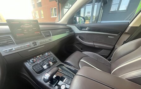 Audi A8, 2011 год, 1 700 000 рублей, 4 фотография