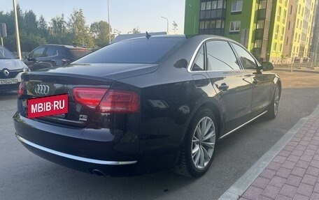 Audi A8, 2011 год, 1 700 000 рублей, 9 фотография