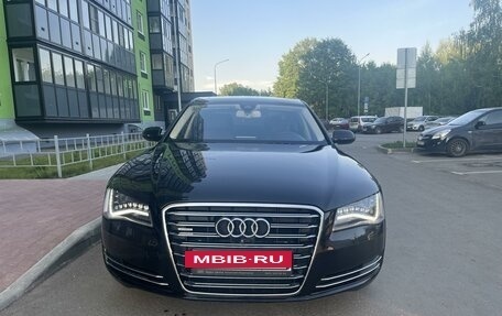 Audi A8, 2011 год, 1 700 000 рублей, 11 фотография