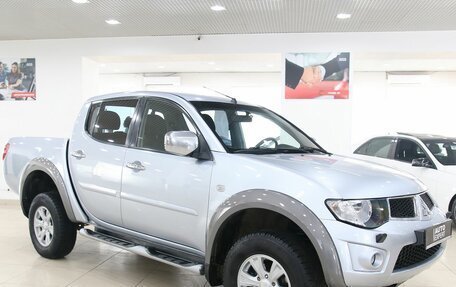 Mitsubishi L200 IV рестайлинг, 2010 год, 999 000 рублей, 3 фотография