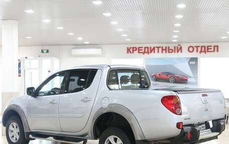 Mitsubishi L200 IV рестайлинг, 2010 год, 999 000 рублей, 4 фотография