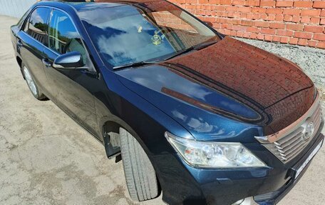 Toyota Camry, 2013 год, 2 200 000 рублей, 2 фотография