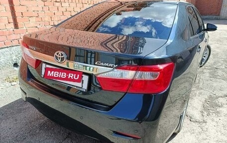 Toyota Camry, 2013 год, 2 200 000 рублей, 13 фотография