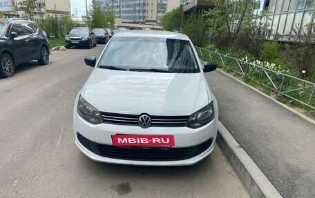 Volkswagen Polo VI (EU Market), 2014 год, 610 000 рублей, 2 фотография