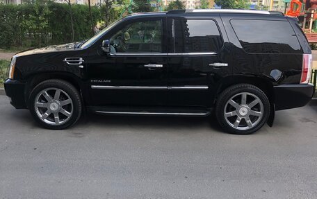 Cadillac Escalade III, 2010 год, 2 550 000 рублей, 4 фотография