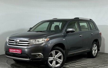 Toyota Highlander III, 2011 год, 2 197 000 рублей, 1 фотография