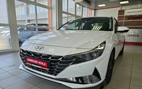 Hyundai Elantra, 2022 год, 2 570 000 рублей, 3 фотография