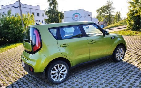 KIA Soul II рестайлинг, 2017 год, 1 790 000 рублей, 3 фотография