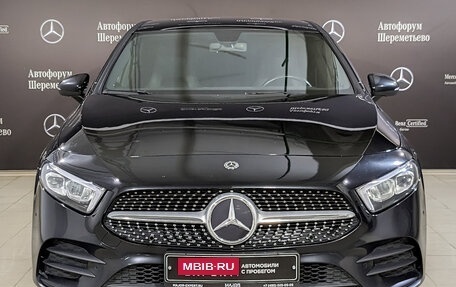 Mercedes-Benz A-Класс, 2018 год, 3 050 000 рублей, 2 фотография