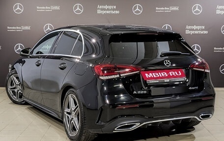 Mercedes-Benz A-Класс, 2018 год, 3 050 000 рублей, 7 фотография