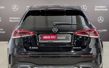 Mercedes-Benz A-Класс, 2018 год, 3 050 000 рублей, 6 фотография