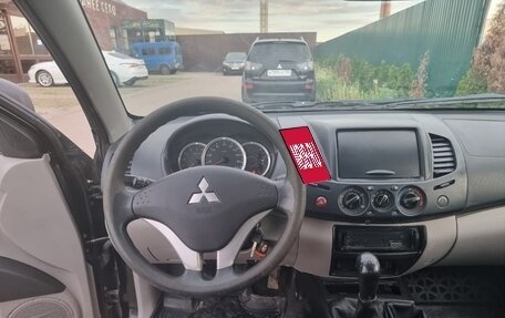 Mitsubishi L200 IV рестайлинг, 2012 год, 1 500 000 рублей, 7 фотография