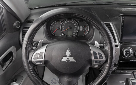Mitsubishi Pajero Sport II рестайлинг, 2013 год, 2 299 000 рублей, 12 фотография