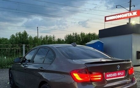 BMW 3 серия, 2012 год, 1 800 000 рублей, 11 фотография