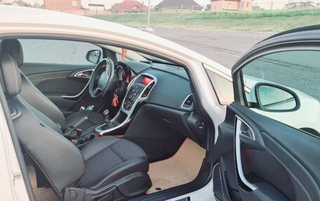 Opel Astra J, 2013 год, 1 550 000 рублей, 7 фотография