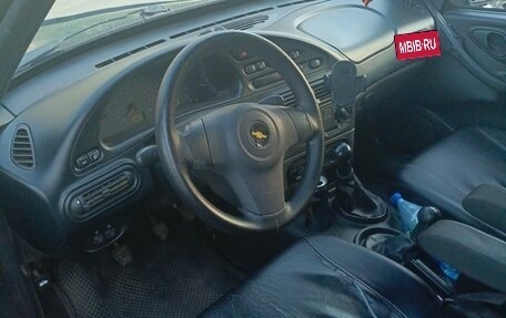 Chevrolet Niva I рестайлинг, 2011 год, 480 000 рублей, 4 фотография