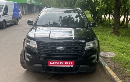 Ford Explorer VI, 2016 год, 3 400 000 рублей, 8 фотография