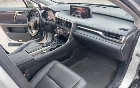 Lexus RX IV рестайлинг, 2016 год, 4 560 000 рублей, 13 фотография