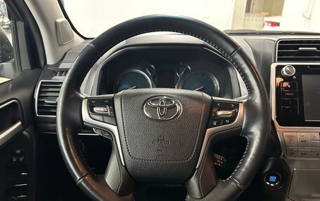 Toyota Land Cruiser Prado 150 рестайлинг 2, 2018 год, 5 480 000 рублей, 15 фотография