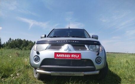 Mitsubishi L200 IV рестайлинг, 2007 год, 1 400 000 рублей, 6 фотография