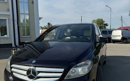 Mercedes-Benz B-Класс, 2014 год, 1 550 000 рублей, 2 фотография