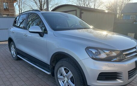 Volkswagen Touareg III, 2012 год, 2 200 000 рублей, 2 фотография