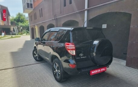 Toyota RAV4, 2011 год, 1 385 000 рублей, 4 фотография