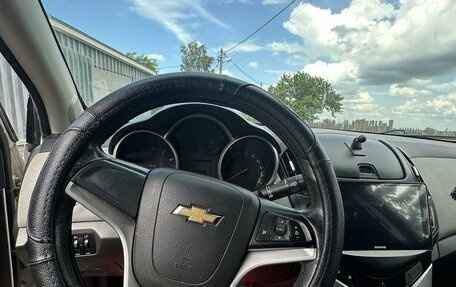 Chevrolet Cruze II, 2013 год, 870 000 рублей, 24 фотография