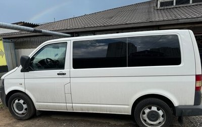 Volkswagen Transporter T5 рестайлинг, 2012 год, 2 200 000 рублей, 1 фотография