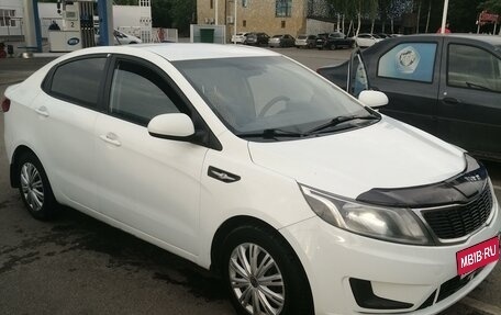 KIA Rio III рестайлинг, 2013 год, 749 000 рублей, 1 фотография