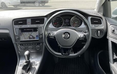 Volkswagen Golf VII, 2016 год, 1 260 000 рублей, 2 фотография