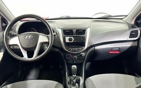 Hyundai Solaris II рестайлинг, 2011 год, 745 000 рублей, 9 фотография