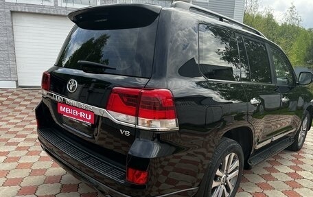 Toyota Land Cruiser 200, 2016 год, 7 500 000 рублей, 7 фотография