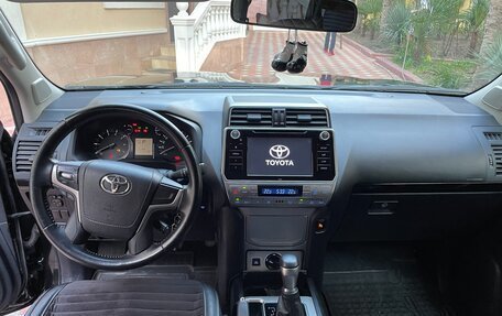 Toyota Land Cruiser Prado 150 рестайлинг 2, 2019 год, 4 999 999 рублей, 15 фотография