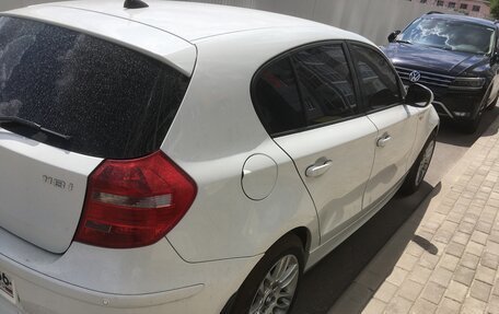 BMW 1 серия, 2011 год, 1 090 000 рублей, 6 фотография