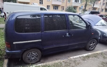 Nissan Serena I, 1996 год, 300 000 рублей, 4 фотография