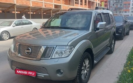 Nissan Pathfinder, 2010 год, 1 550 000 рублей, 2 фотография