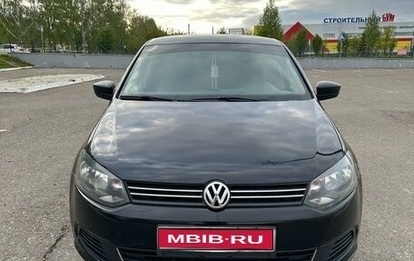 Volkswagen Polo VI (EU Market), 2013 год, 650 000 рублей, 1 фотография