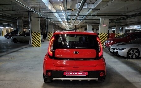 KIA Soul II рестайлинг, 2018 год, 2 070 000 рублей, 5 фотография