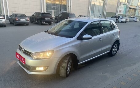 Volkswagen Polo VI (EU Market), 2010 год, 900 000 рублей, 1 фотография