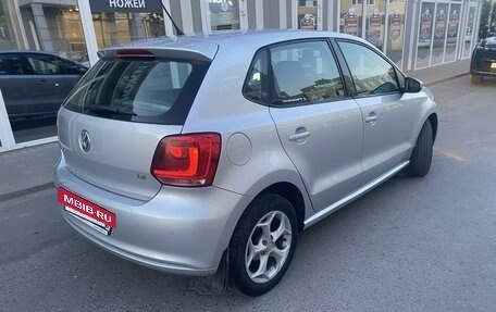 Volkswagen Polo VI (EU Market), 2010 год, 900 000 рублей, 4 фотография