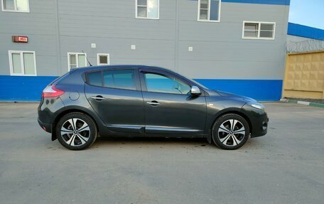 Renault Megane III, 2012 год, 800 000 рублей, 2 фотография