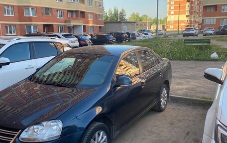 Volkswagen Jetta VI, 2009 год, 700 000 рублей, 1 фотография