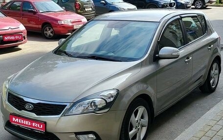 KIA cee'd I рестайлинг, 2012 год, 1 060 000 рублей, 1 фотография