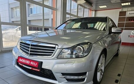 Mercedes-Benz C-Класс, 2011 год, 2 399 999 рублей, 2 фотография